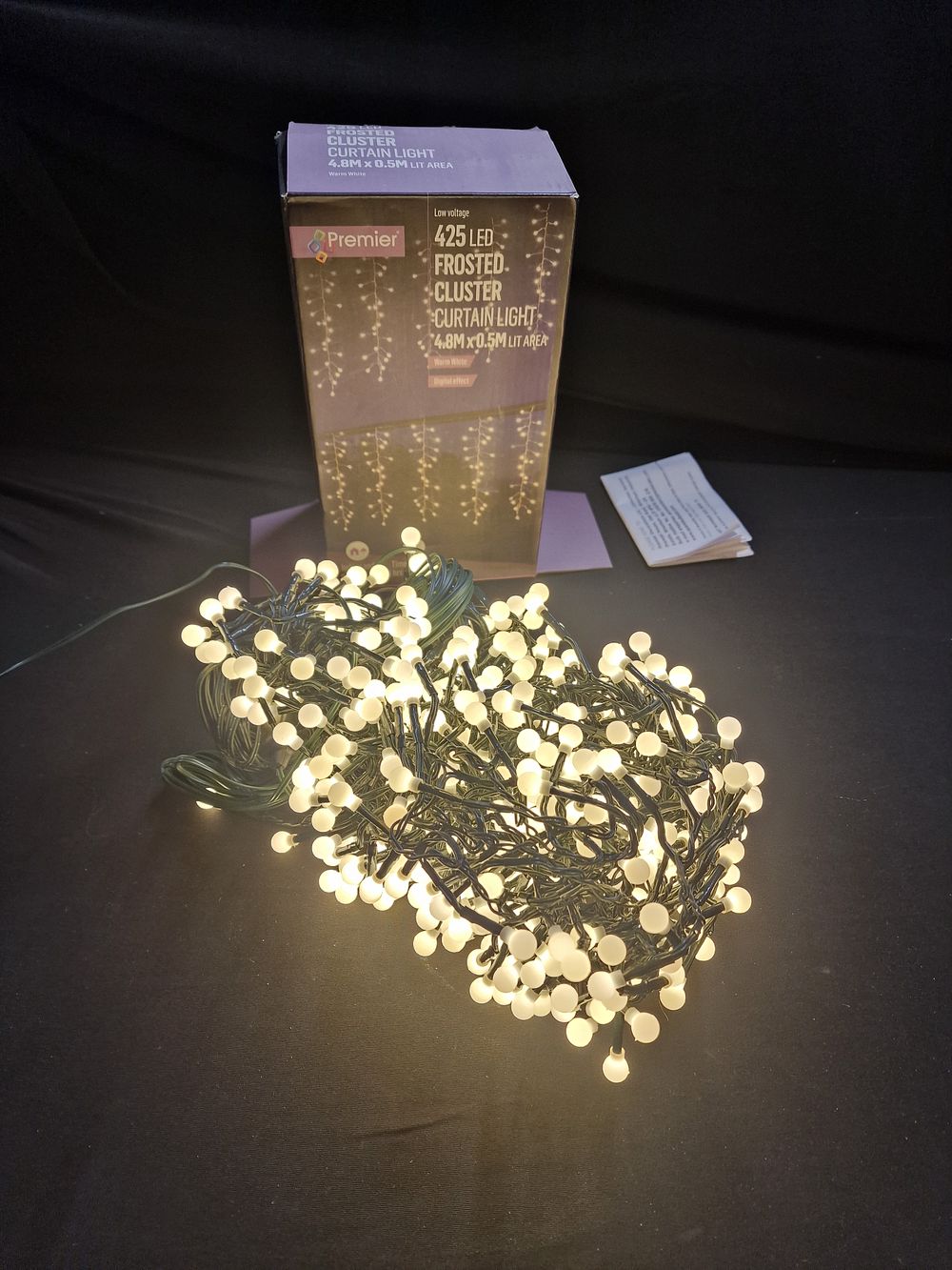 Lot 134: 425 LED Frosted Cluster Curtain Light 4.8m x 0.5m Lit Area