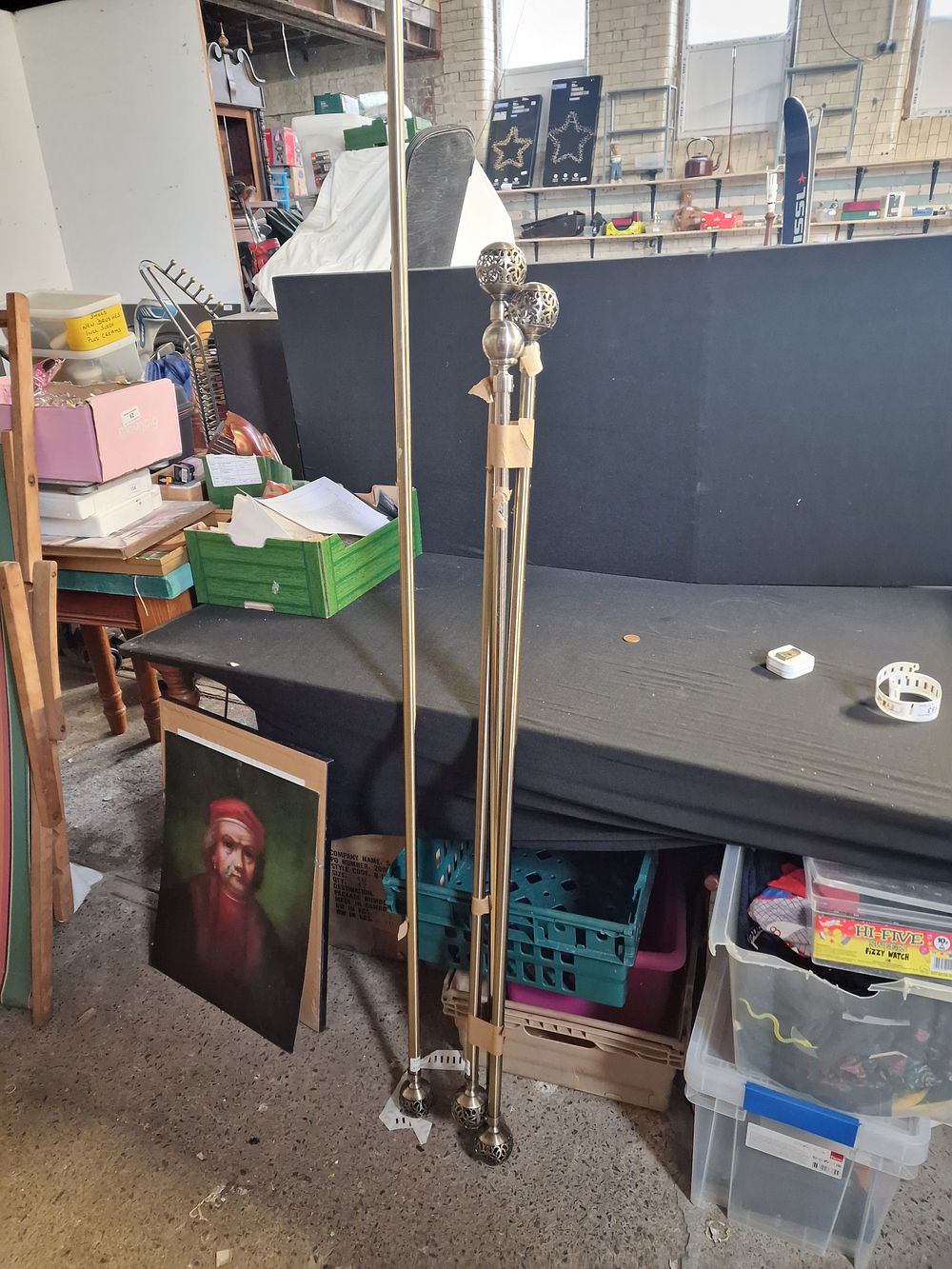 Lot 182: Extending Curtain Poles 3 Approx 120cm and 1 Approx 200cm COLLECTION ONLY