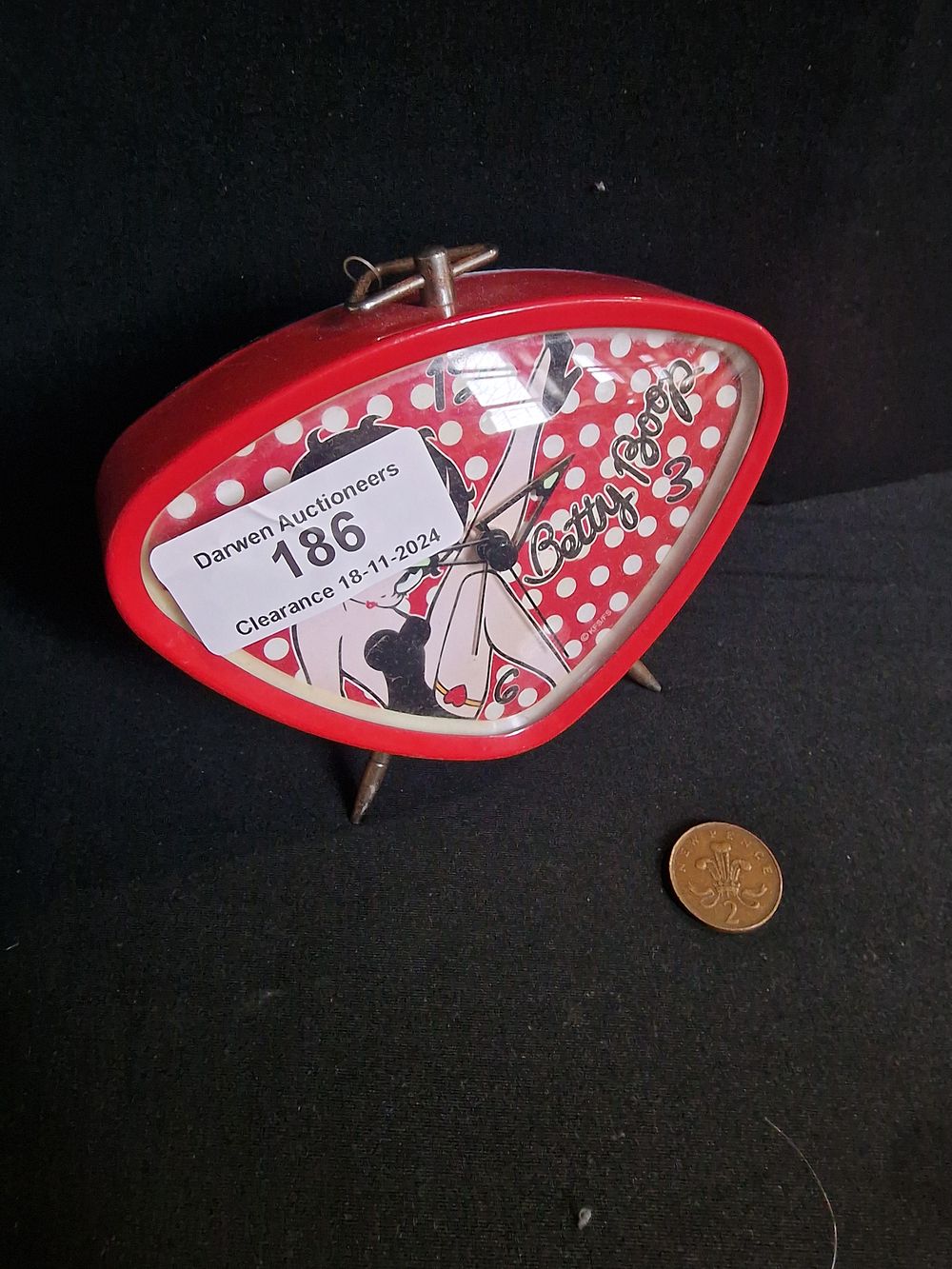 Lot 186: Retro Betty Boop Alarm Clock