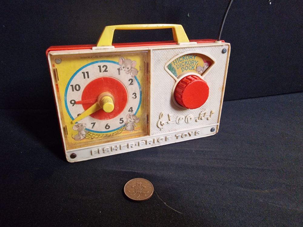 Lot 196: Vintage Fisher Price Hickory Dickory Dock Radio Toy Working