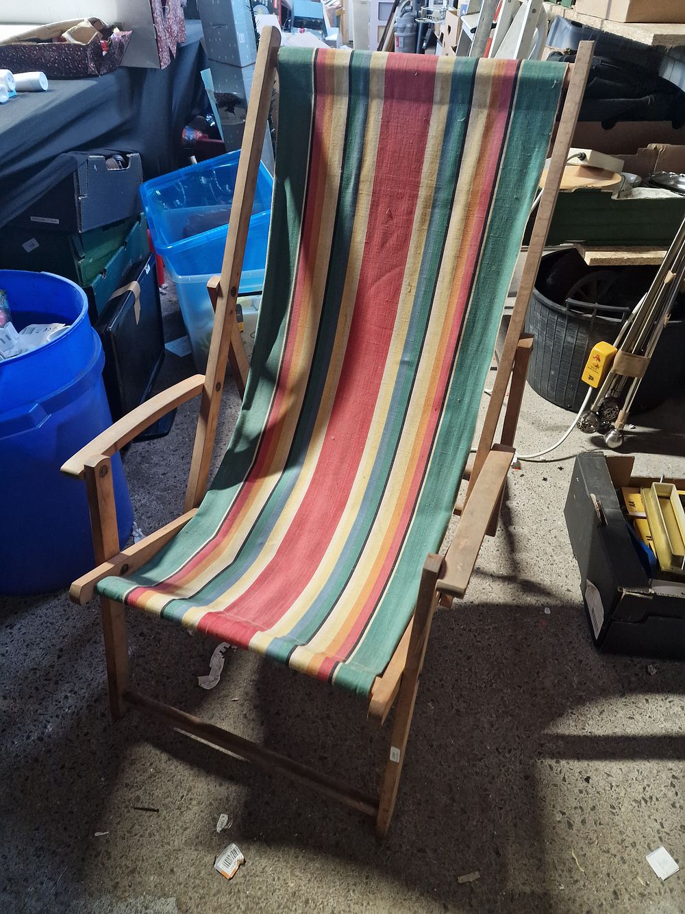 Lot 231: Vintage Deck Chair