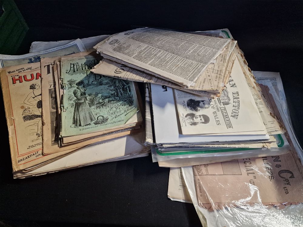 Lot 232: Large Collection of Vintage and Antique Newspapers, Magazines and Stories