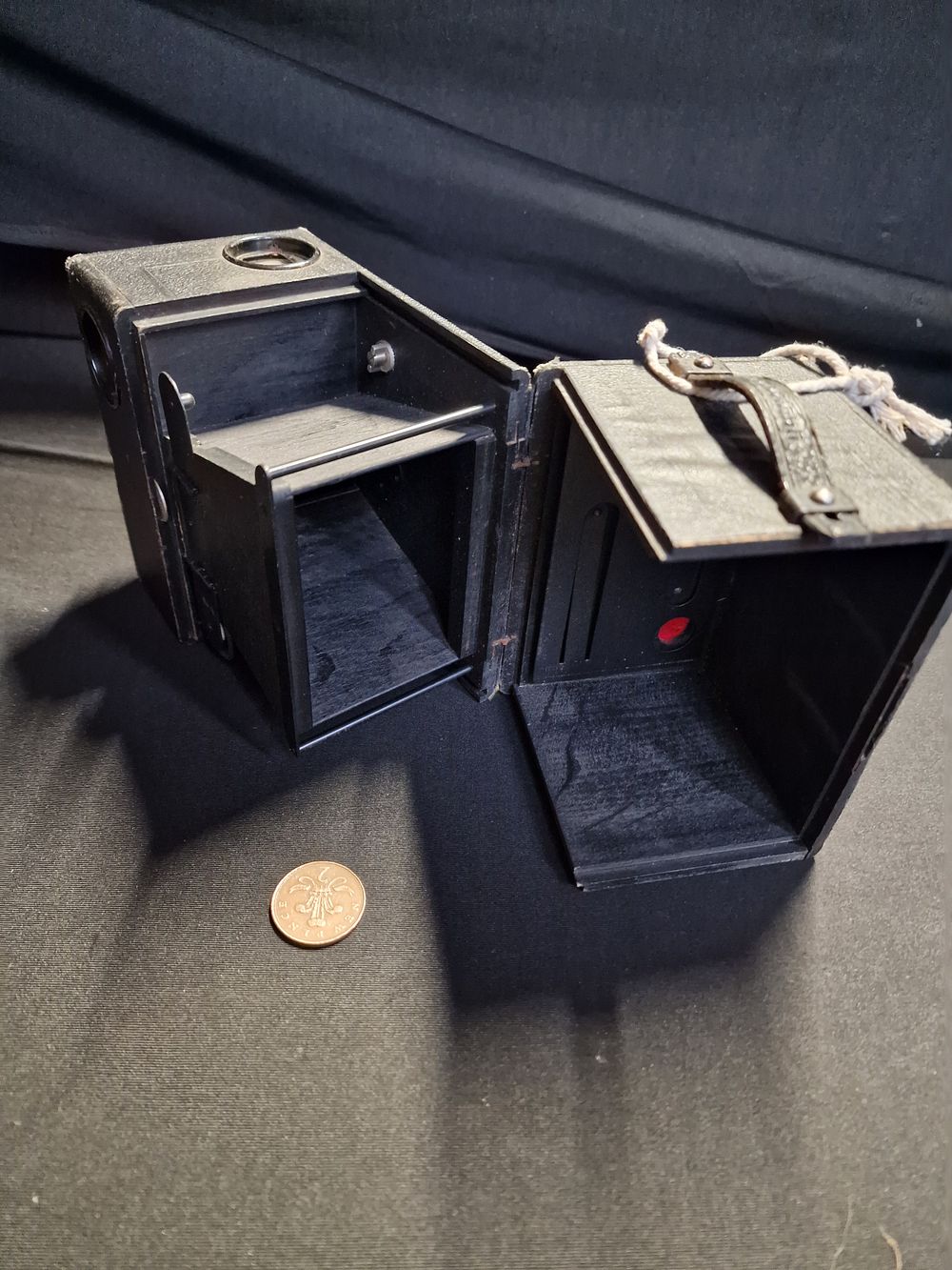 Lot 254: Vintage Ernemann Camera a/f