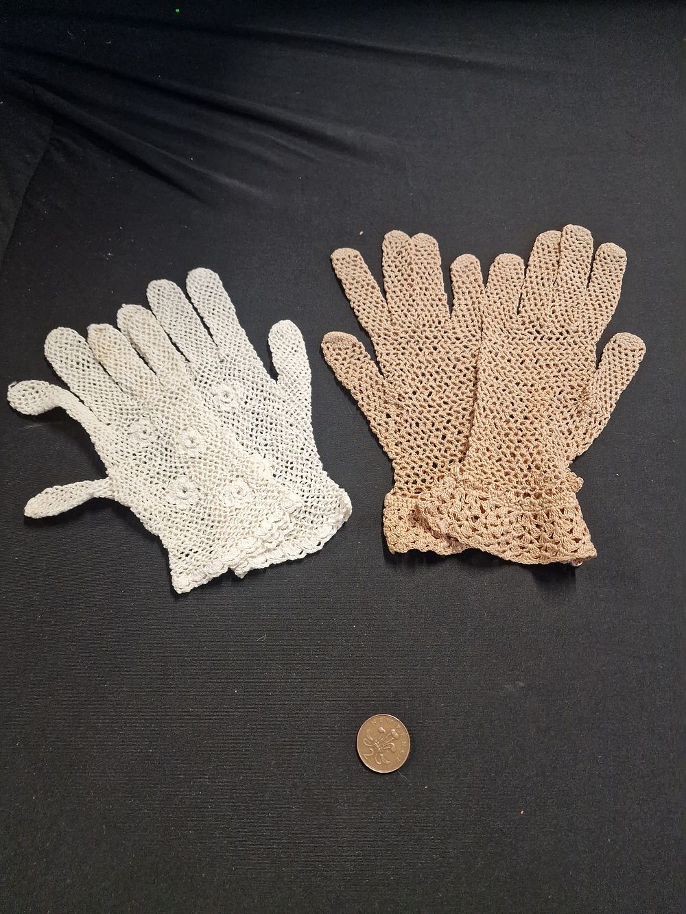 Lot 263: Pair of Vintage Lace Gloves