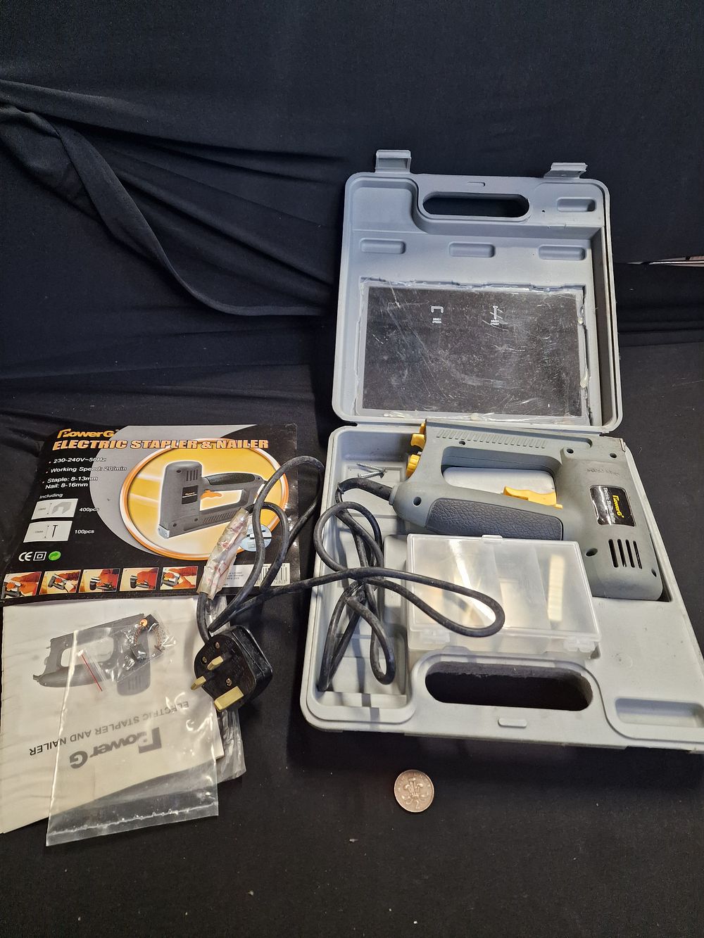 Lot 271: Electric Stapler & Nailer. Tested and Working