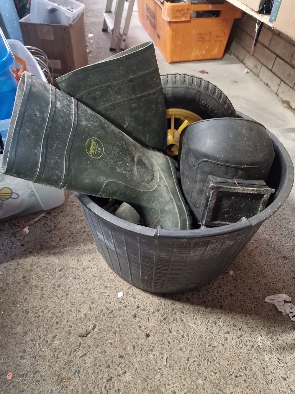 Lot 293: Bucket of Tools and Size 9 Wellington Boots