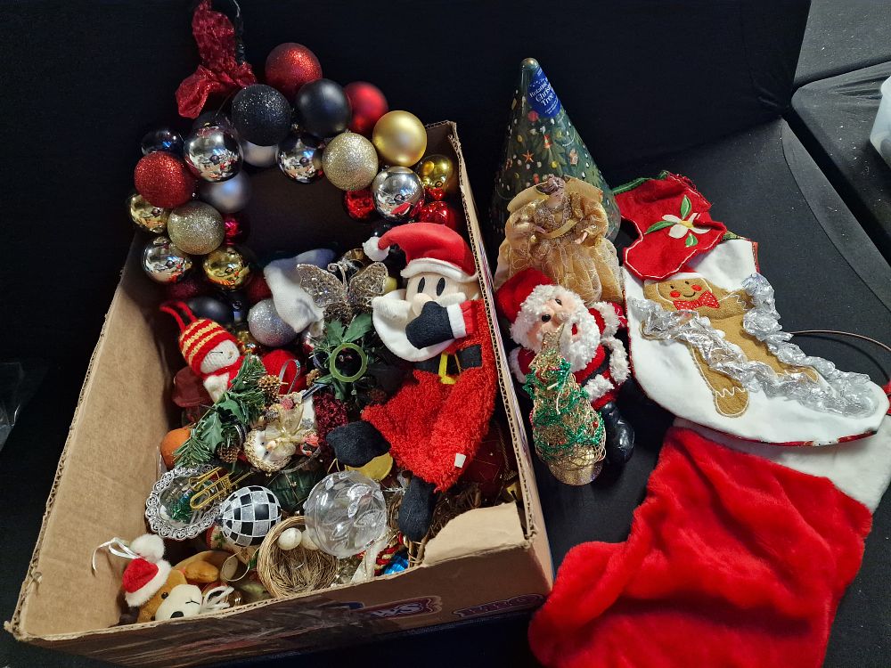 Lot 155: Selection of Christmas Decorations includes Baubles and Stockings