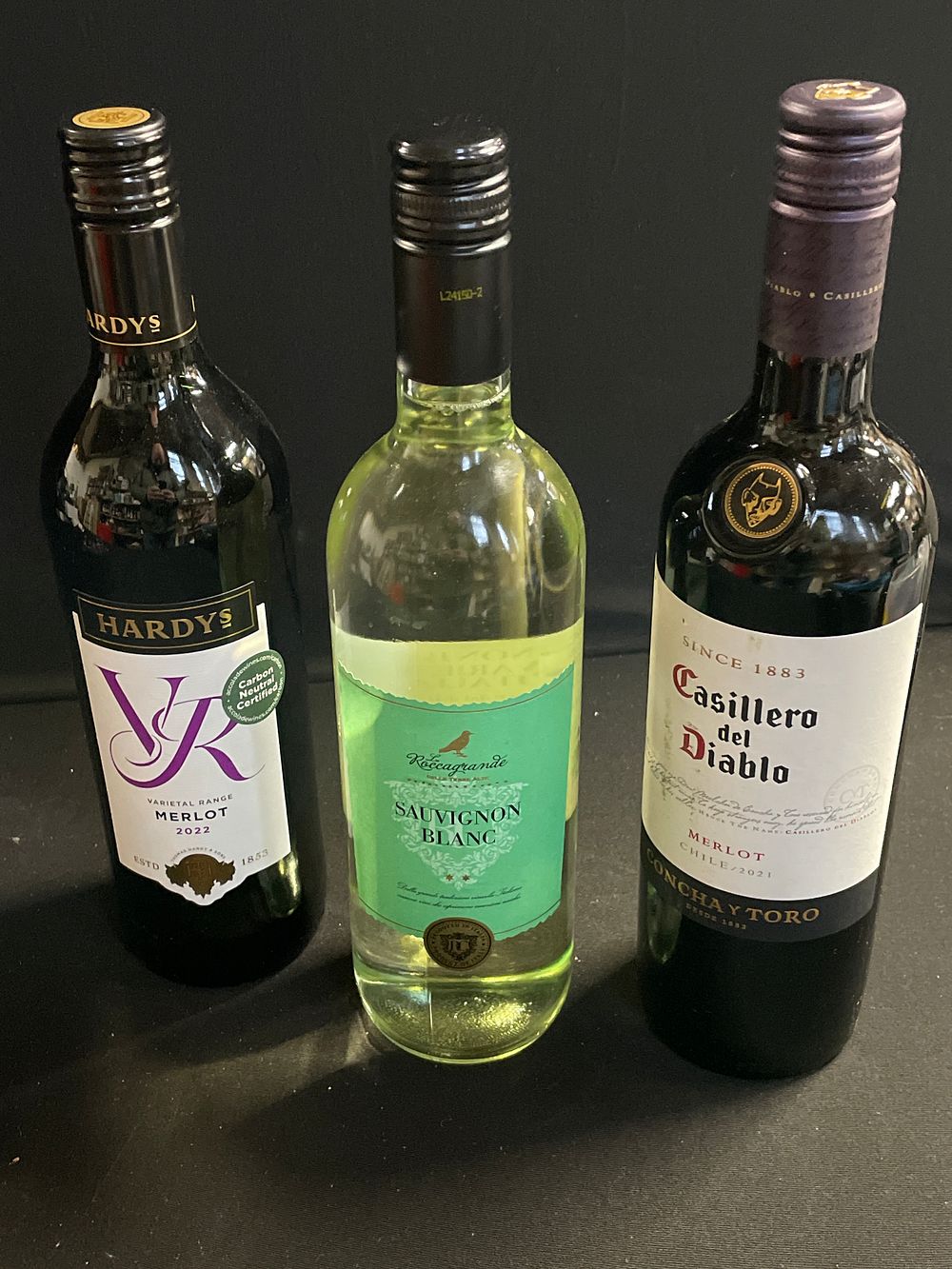 Lot 183: 3 bottles of mixed wines (collection only)