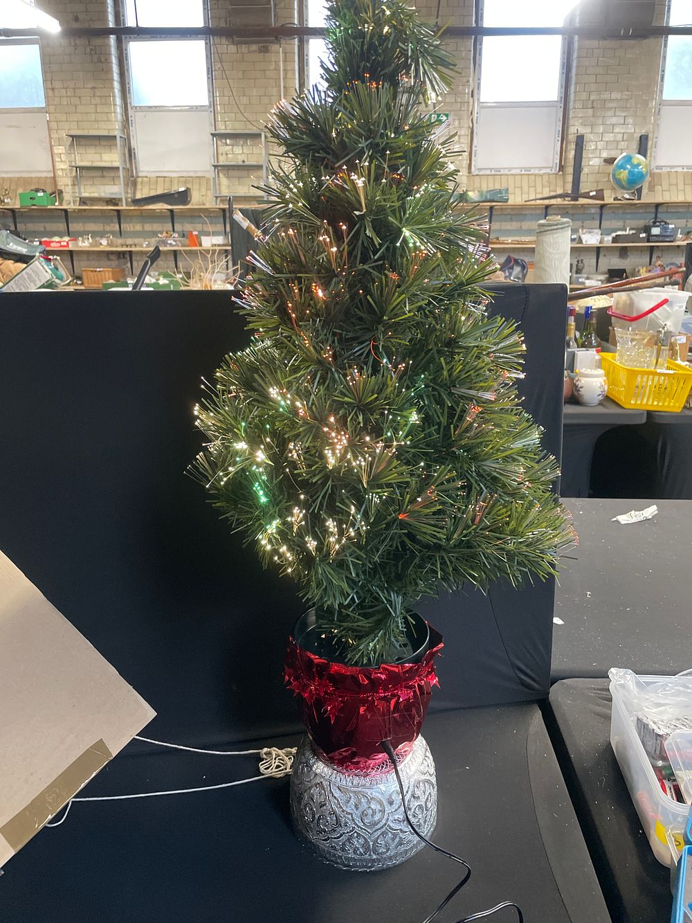 Lot 209: Fibre optic Christmas tree