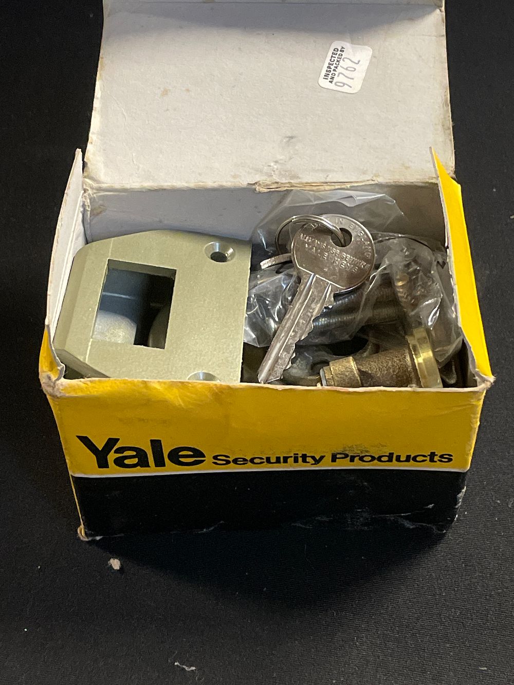 Lot 224: Yale locking system