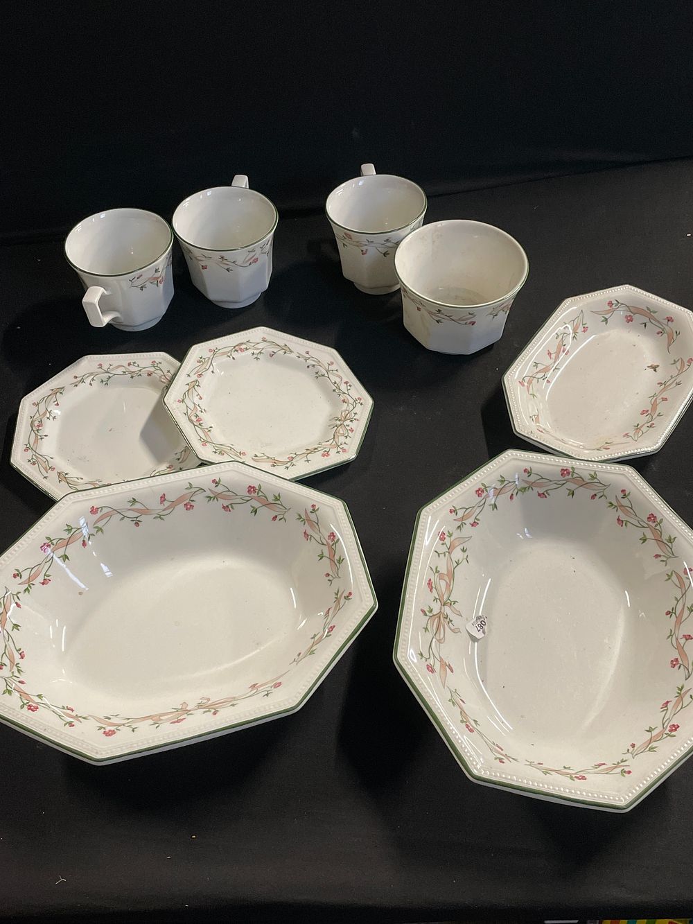 Lot 226: Johnson bros eternal beauty dinner service (collection only)