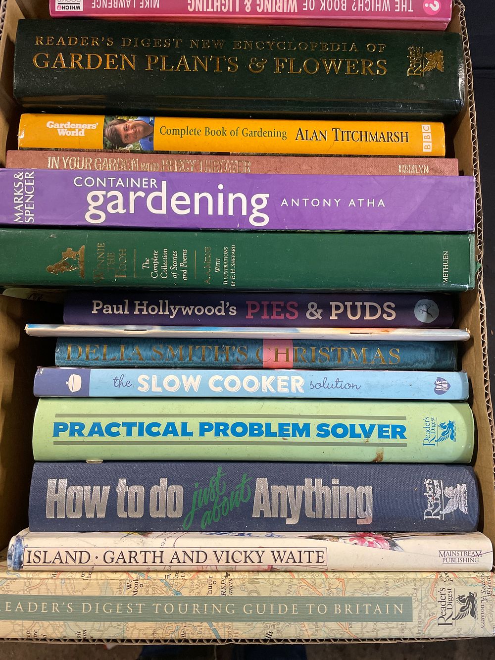 Lot 257: Selection of hard back reference books