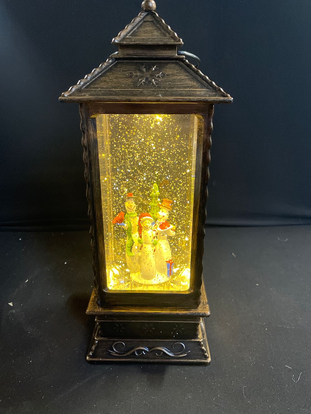 Lot 258: Christmas snowman spinner
