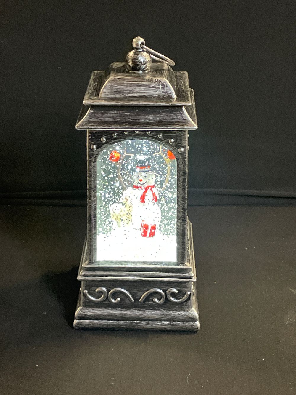 Lot 268: Snowman Christmas spinner
