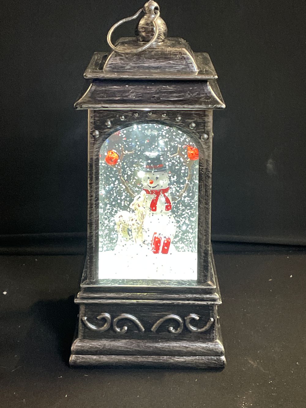 Lot 270: Christmas snowman spinner