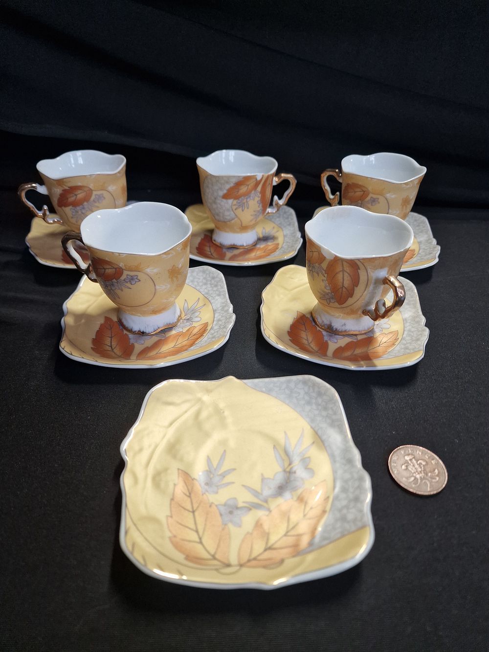 Lot 293: Design Japan Cups and Saucers