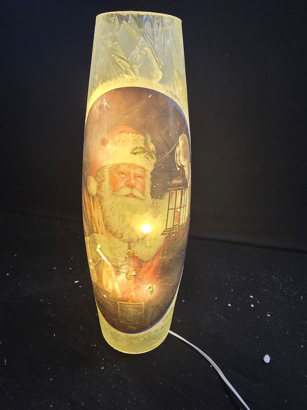 Lot 342: Light up father Christmas frosted vase