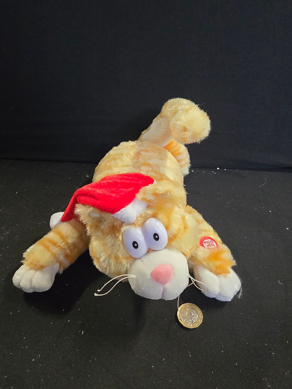 Lot 377: Laughing animated cat untested