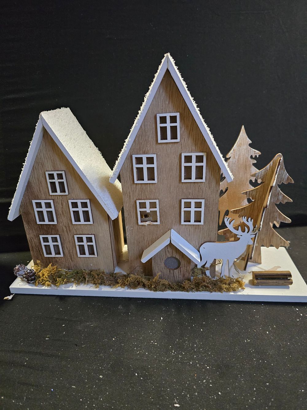 Lot 395: Led wooden house scene.  AF needs repair