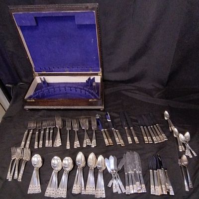 97 piece Canteen containing. Knives,forks, spoons sugar nips,
