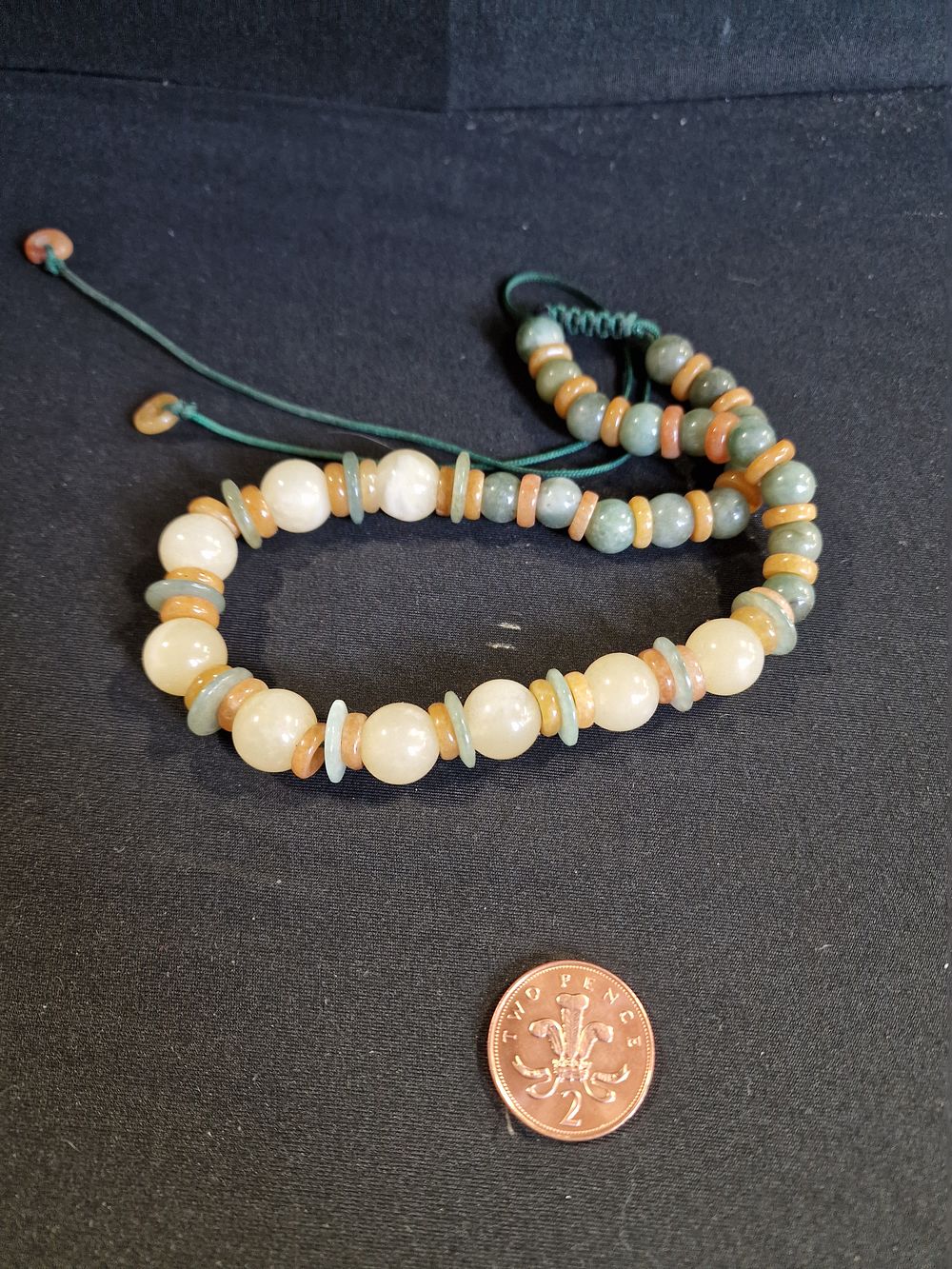 Lot 212: Necklace Containing Semi Precious Stones