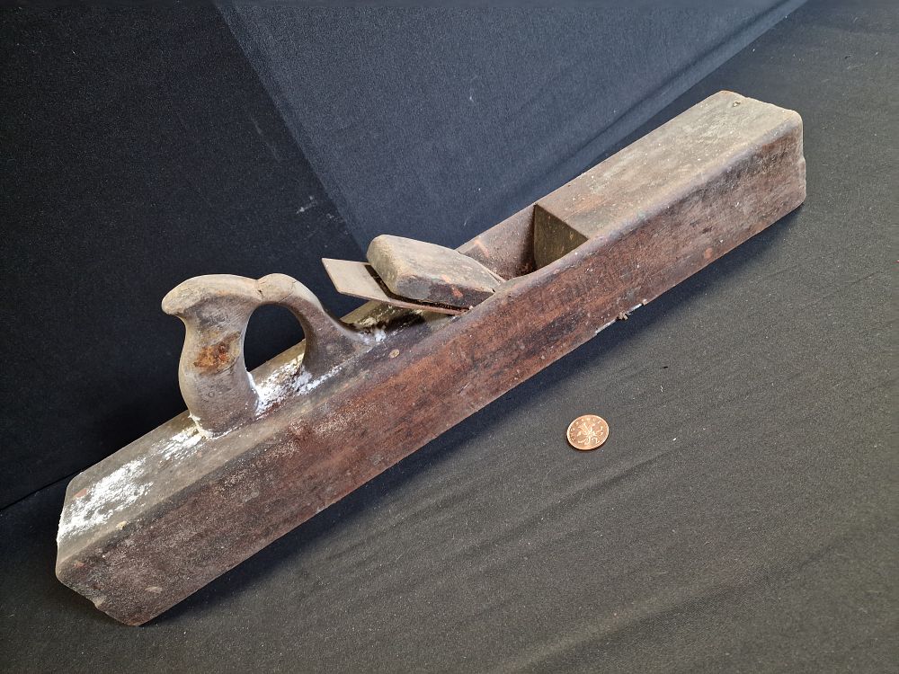 Lot 229: Vintage 22" Wooden Block Plane