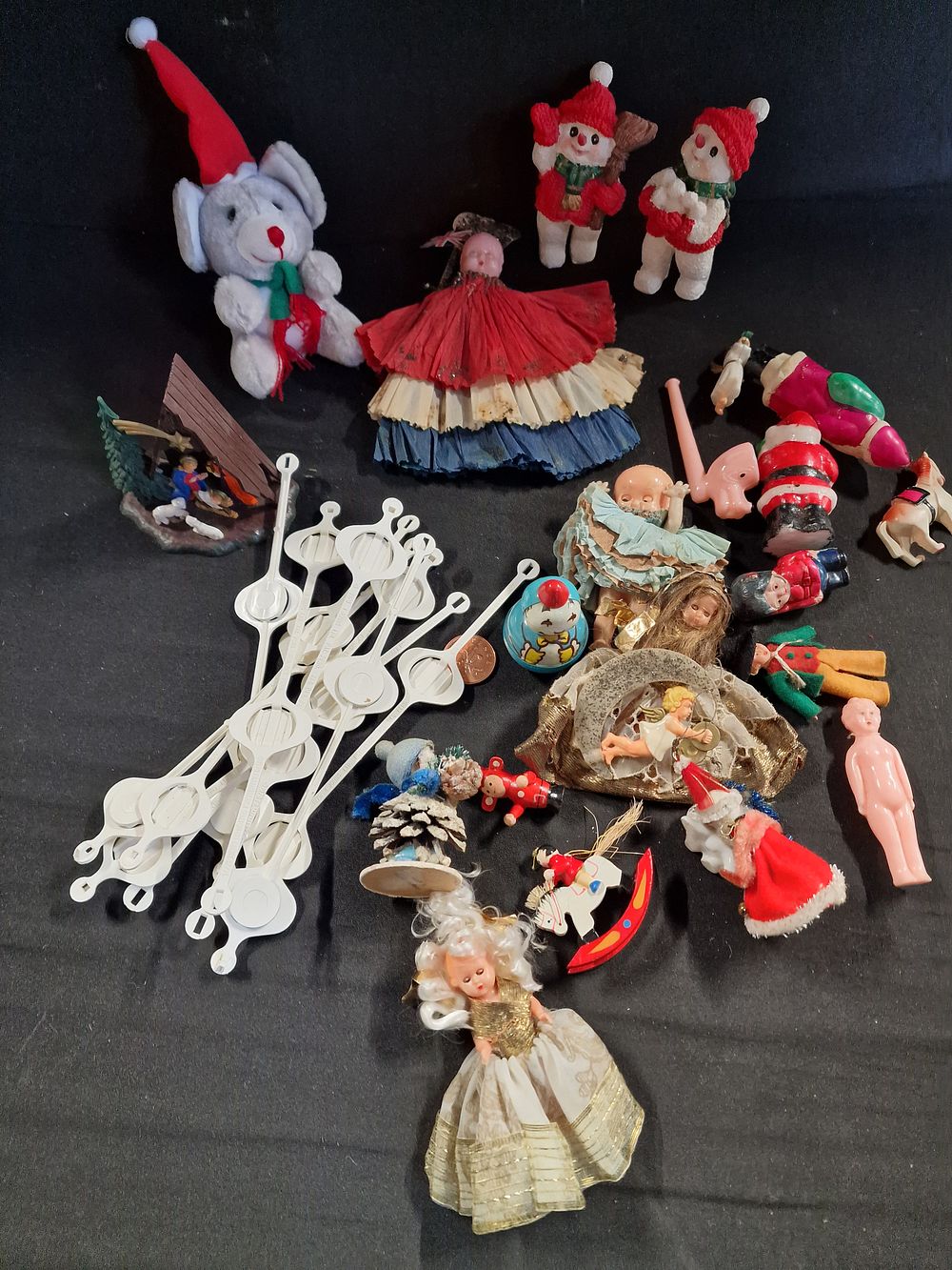 Lot 254: Selection of Vintage Christmas Decorations