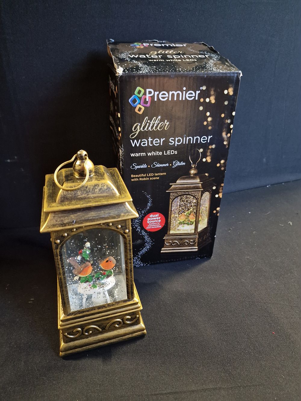 Lot 265: Beautiful LED Lantern with Robin Scene Faulty