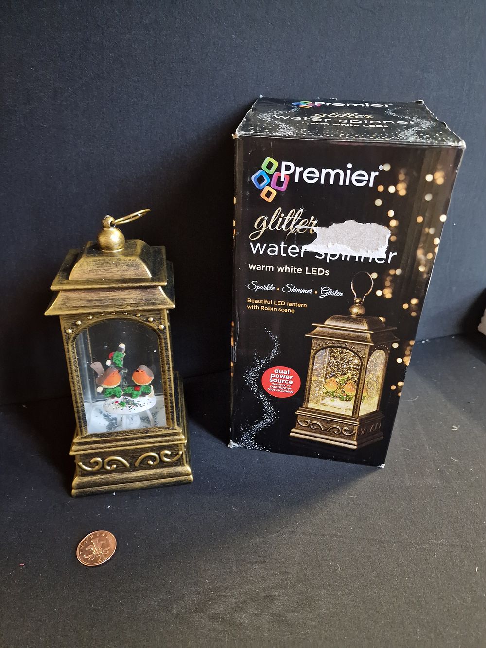 Lot 270: Beautiful LED Lantern with Robin Scene Faulty