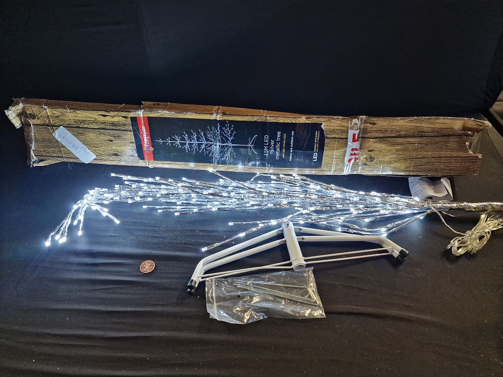 Lot 290: 1.5m LED Silver Metallic Tree with 200 Leds