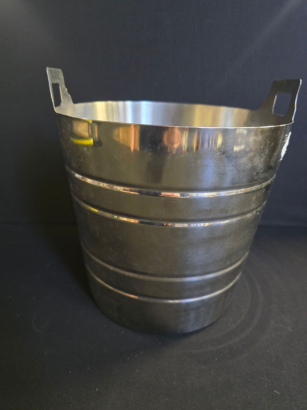 Lot 334: Stainless steel wine cooler 20cm D x 20cm H