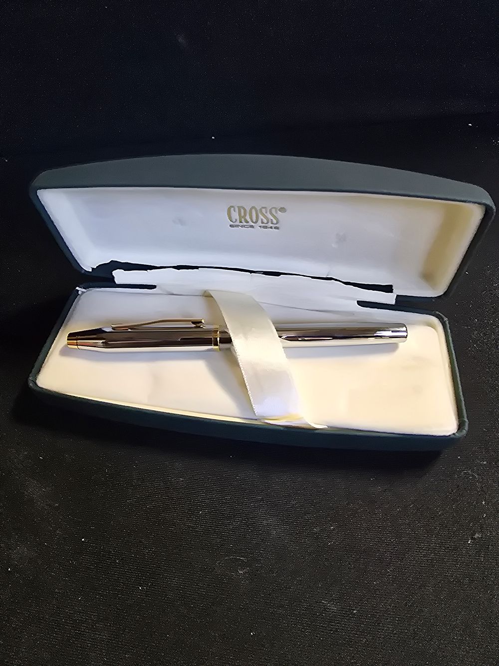 Lot 342: CROSS ball point pen