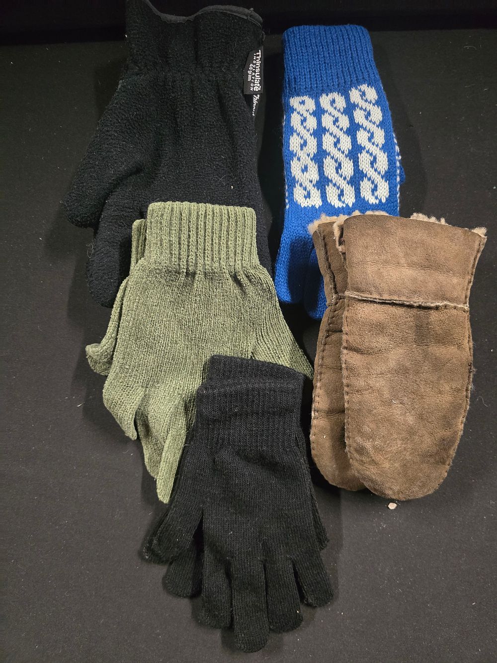 Lot 364: Five pairs of gloves
