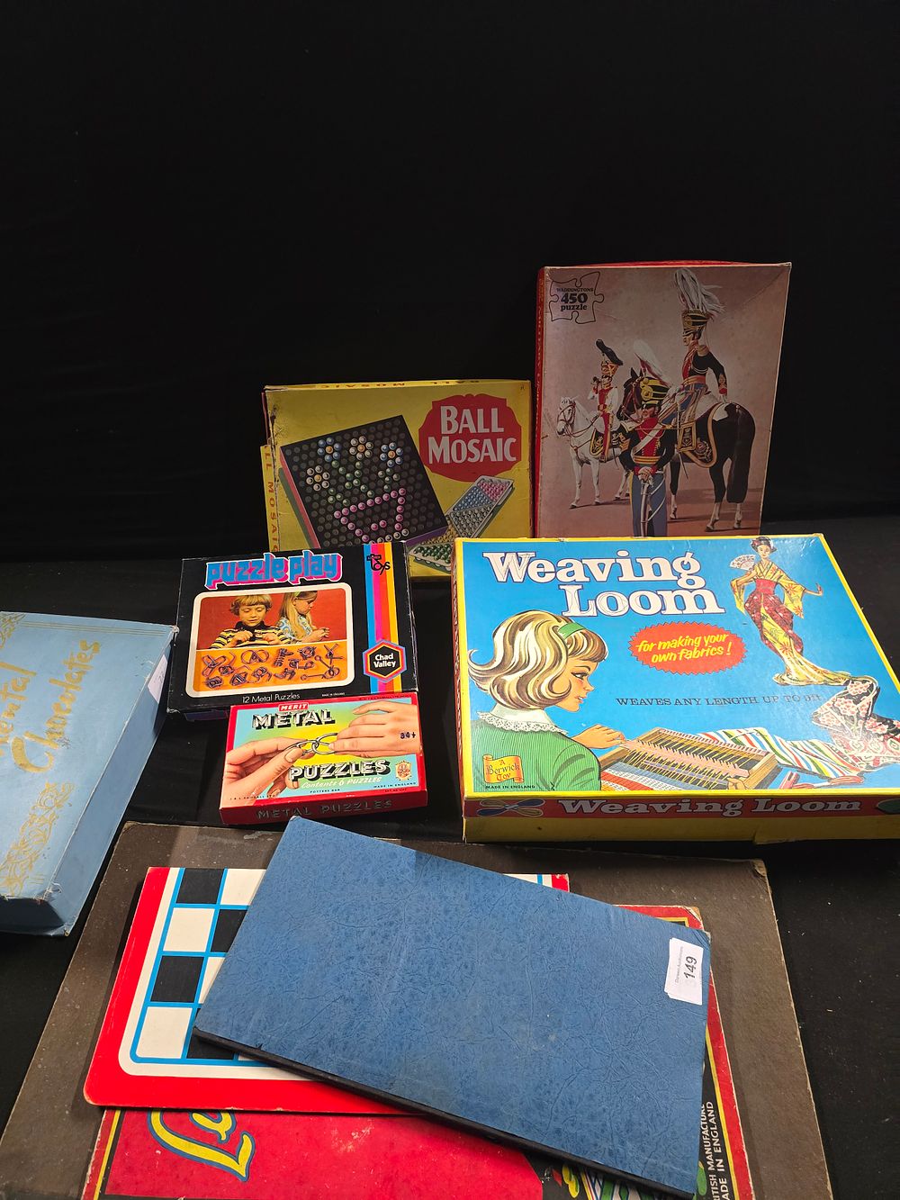 Lot 394: A selection of vintage games