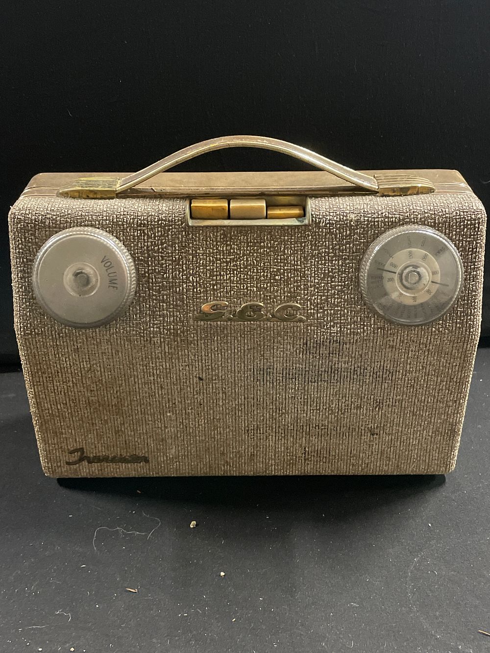 Lot 415: Vintage GEC radio