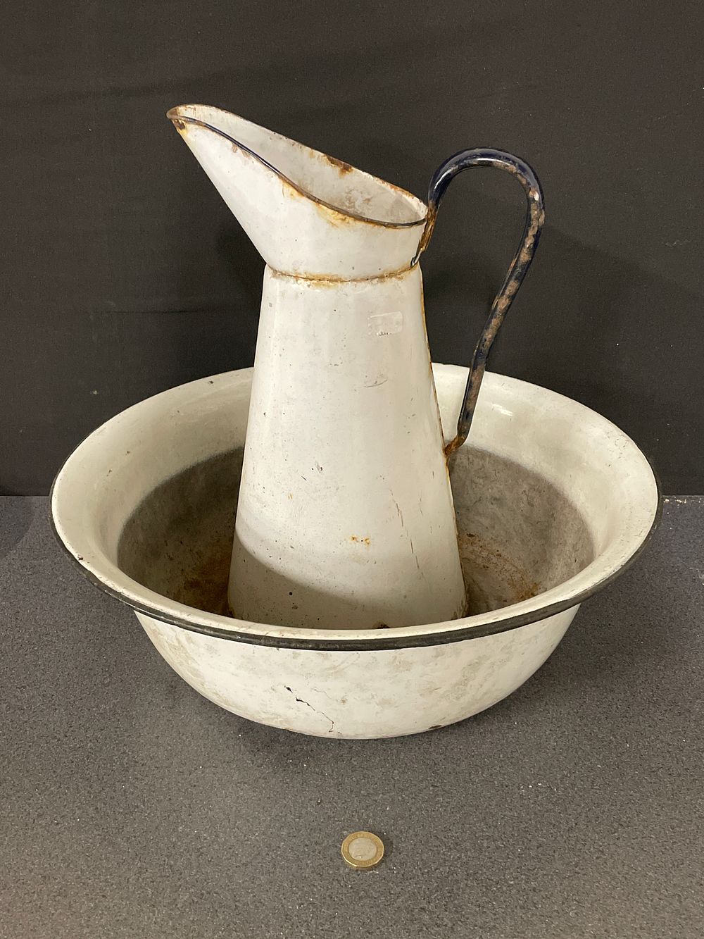 Lot 156: Large Enamel 1950s jug and wash bowl