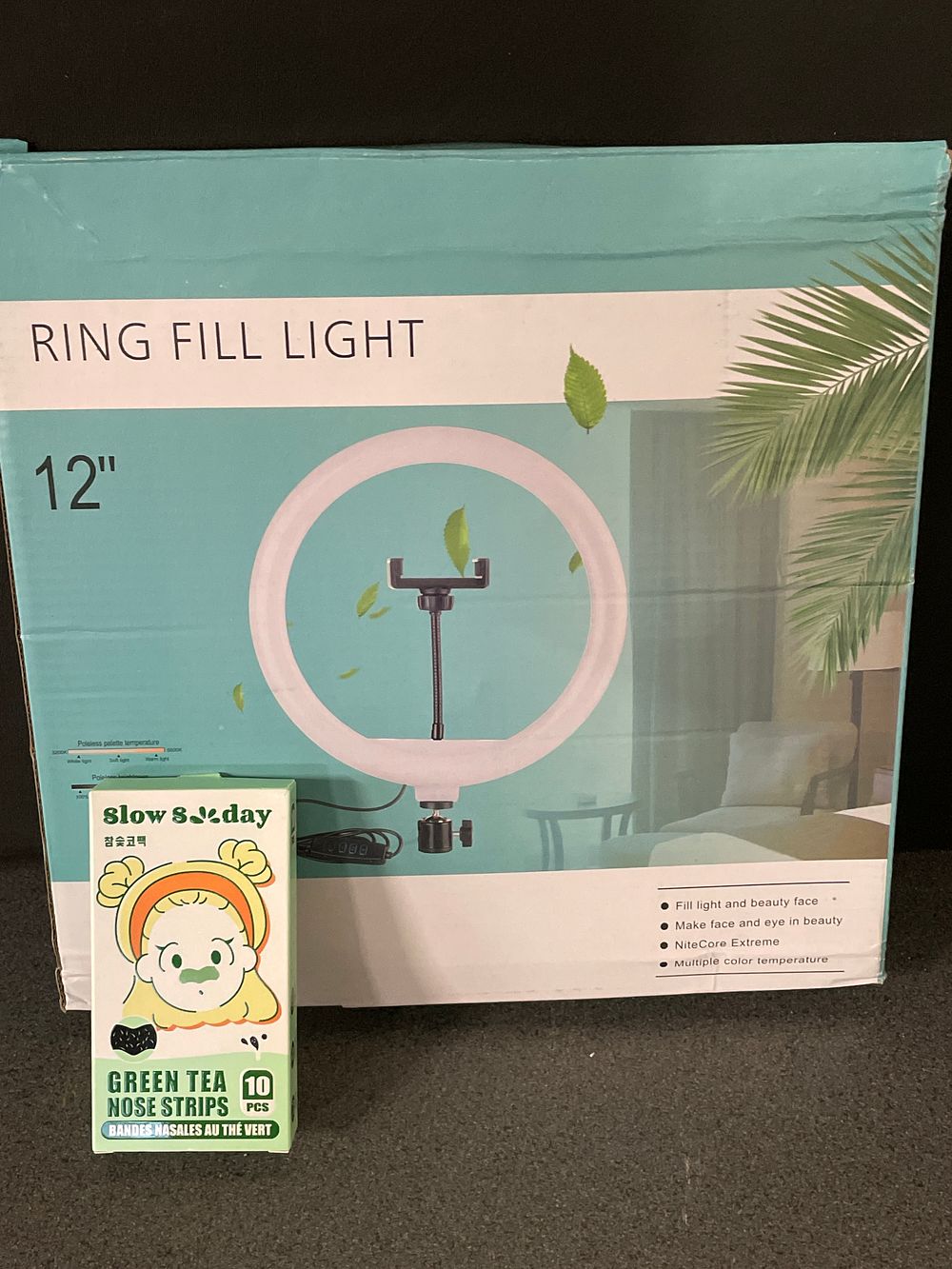 Lot 198: 12” ring light and 10 green tea nose strips