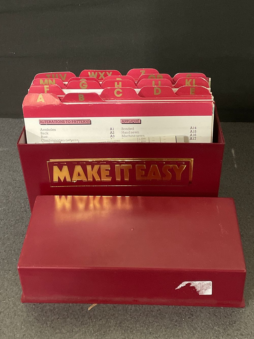 Lot 227: Make it easy craft tip cards