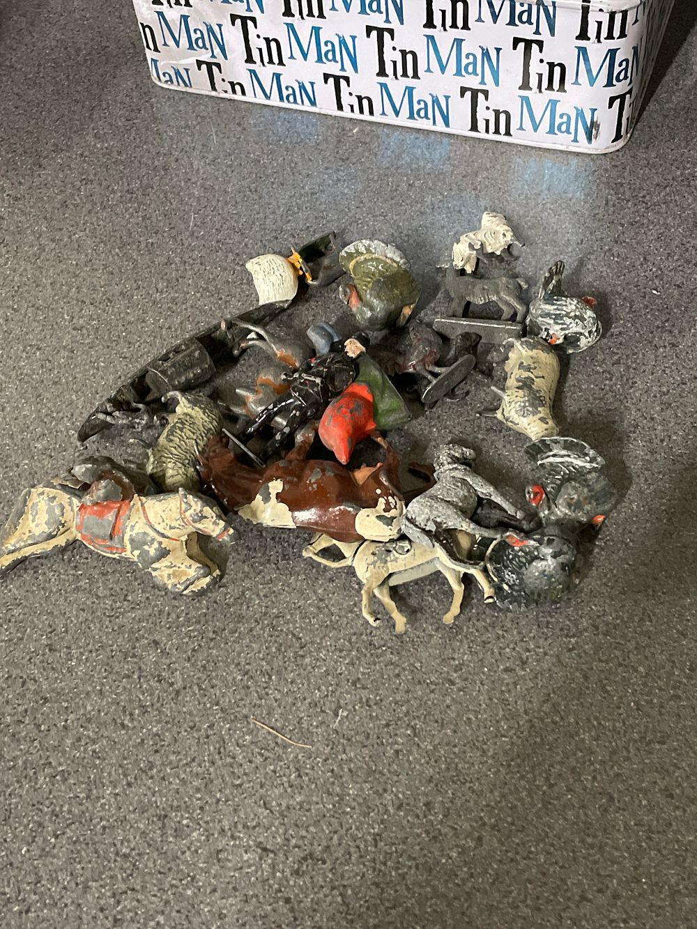 Lot 259: Selection of lead animals