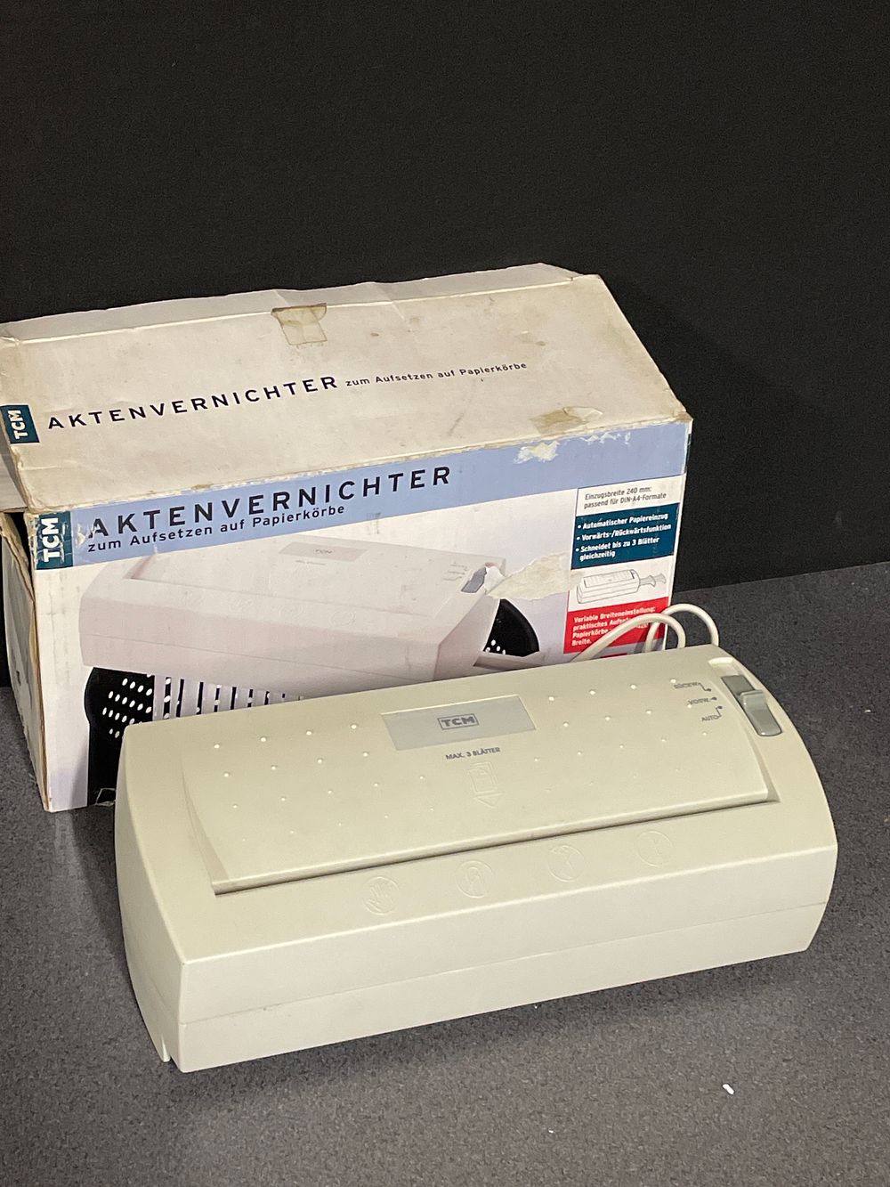 Lot 292: TCM paper shredder