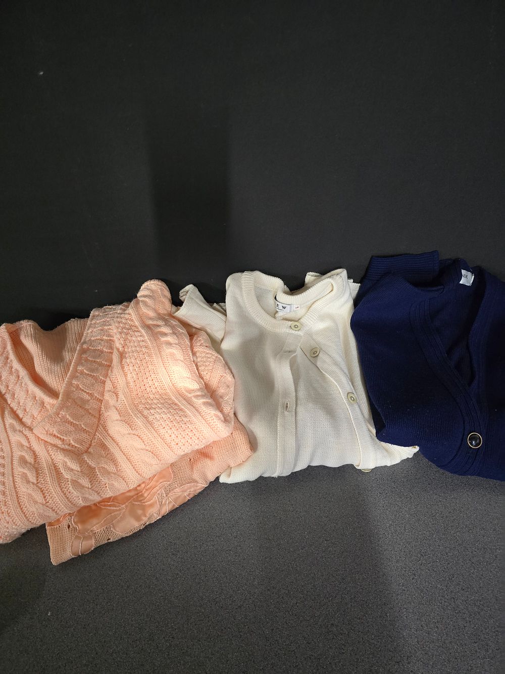 Lot 331: 4 ladies cardigans Large