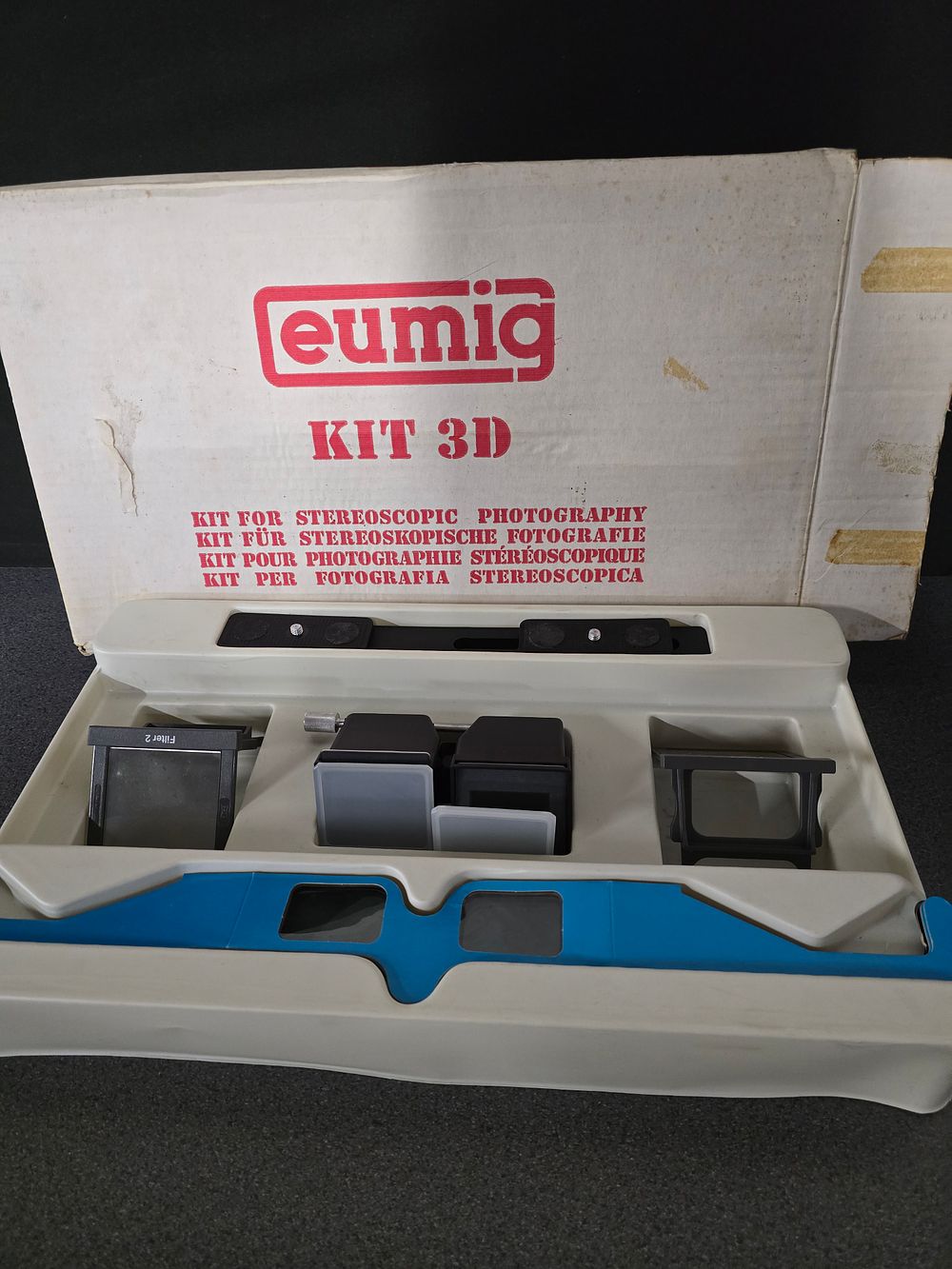 Lot 332: EUMIG 3D photo kit