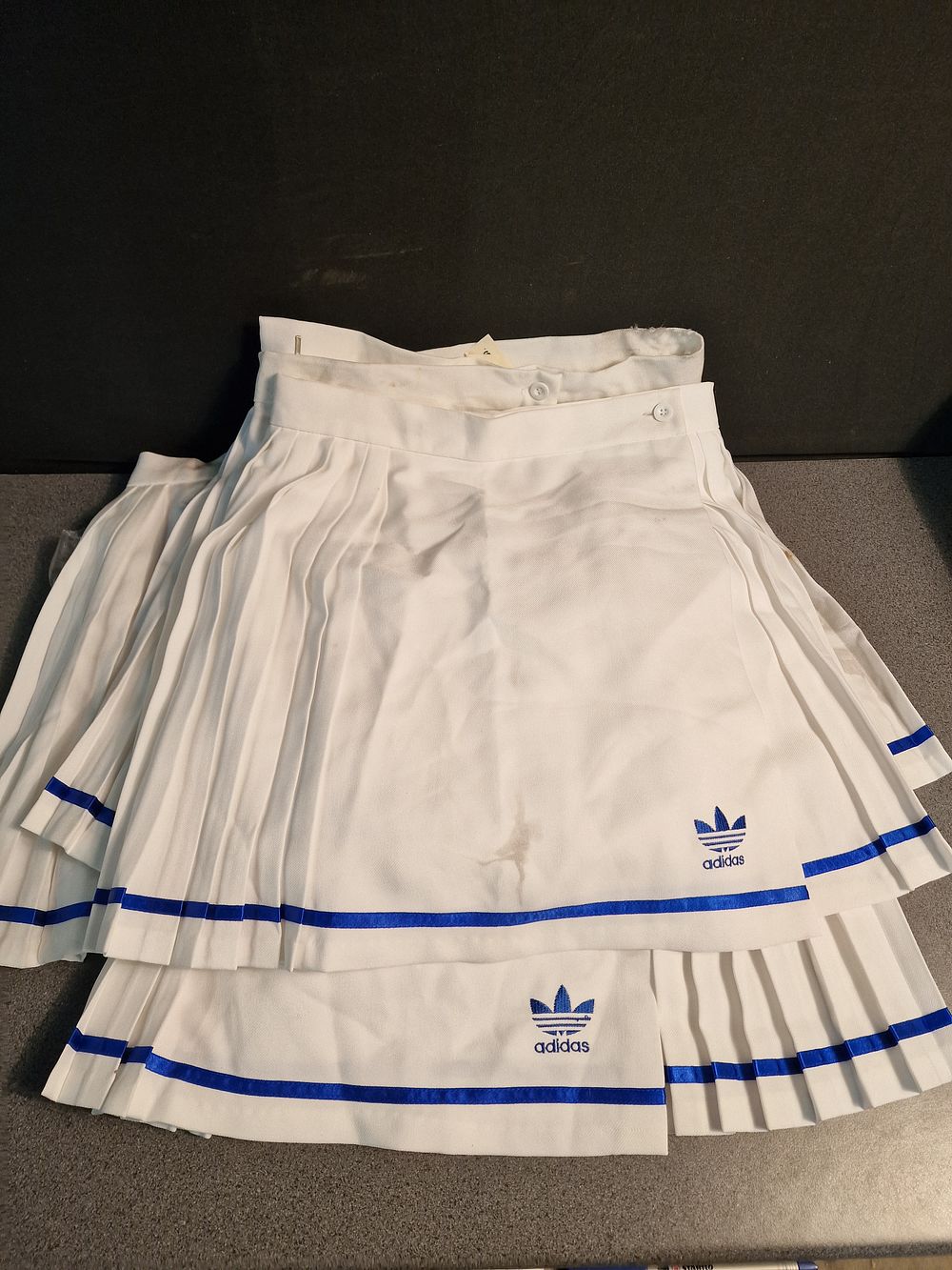 Lot 158: Seven Pairs of Adidas Imogen Shorts x5 Large x2 XL a/f