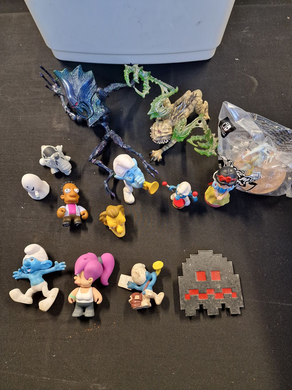 Lot 163: Selection of Vintage Kids Toys