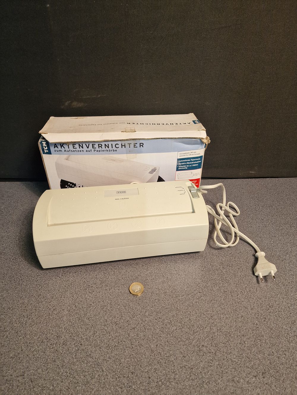 Lot 239: Paper Shredder a/f