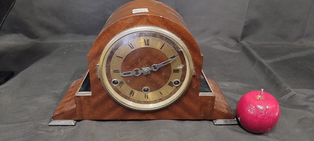 Lot 196: Vintage prevail wooden mantle clock with hourly chime....