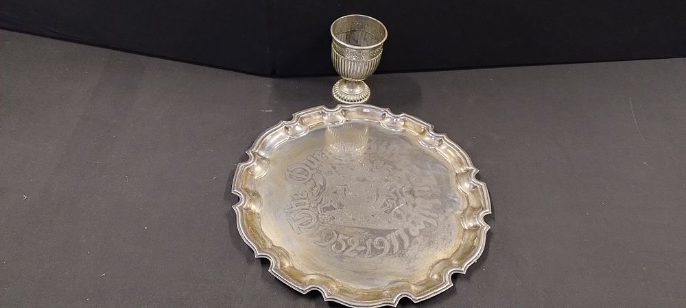 Lot 204: Two silver plated items including Queens Silver Jubilee...