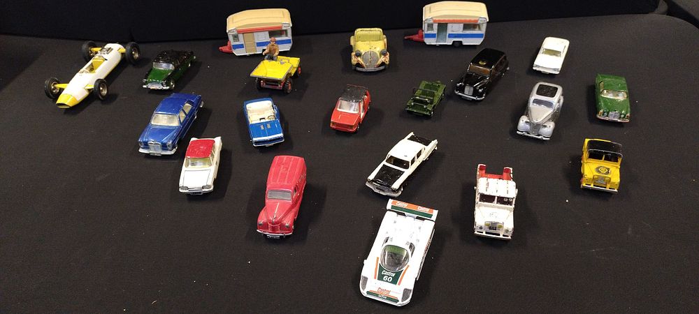 Lot 225: Collection of vintage diecast vehicles.Corgi, Dinky, Tri-ang,