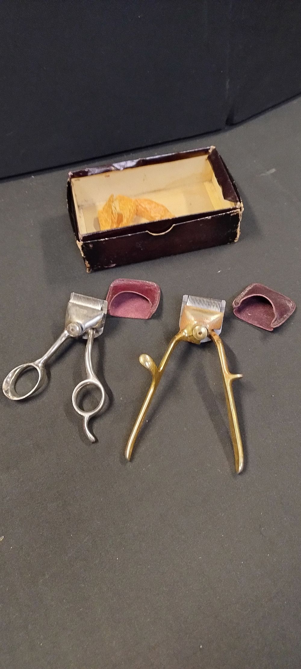 Lot 251: Two pairs of vintage hair clippers
