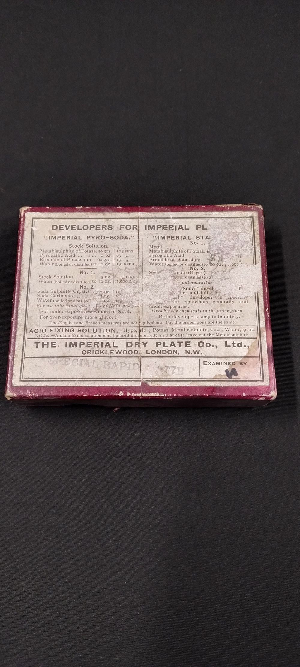 Lot 276: 15 Vintage glass photographic plates in original box